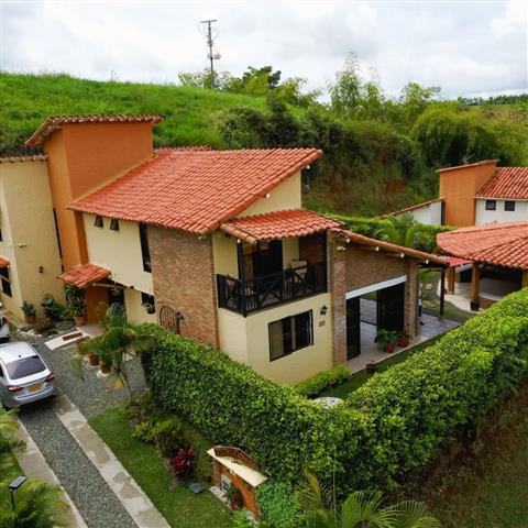 casa-familiar-quimbaya-(21) - Hoteles en el Quindío Eje Cafetero, Alojamientos, Alquiler de fincas