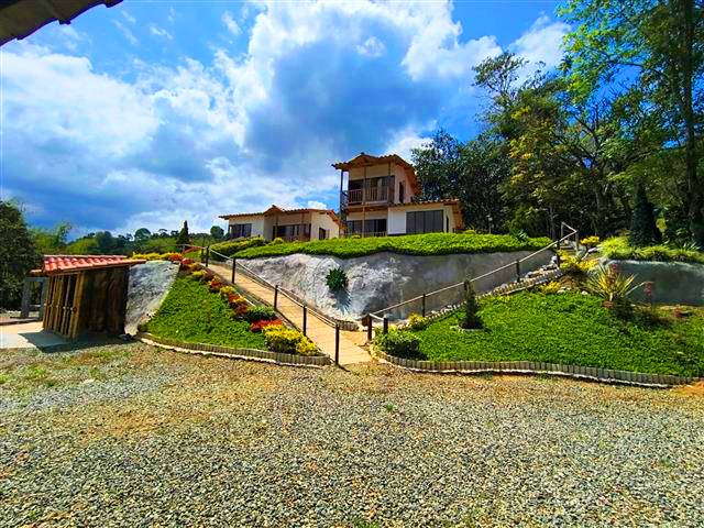 cabañas-canon-del-dorado-18 - Hoteles en el Quindío Eje Cafetero, Alojamientos, Alquiler de fincas